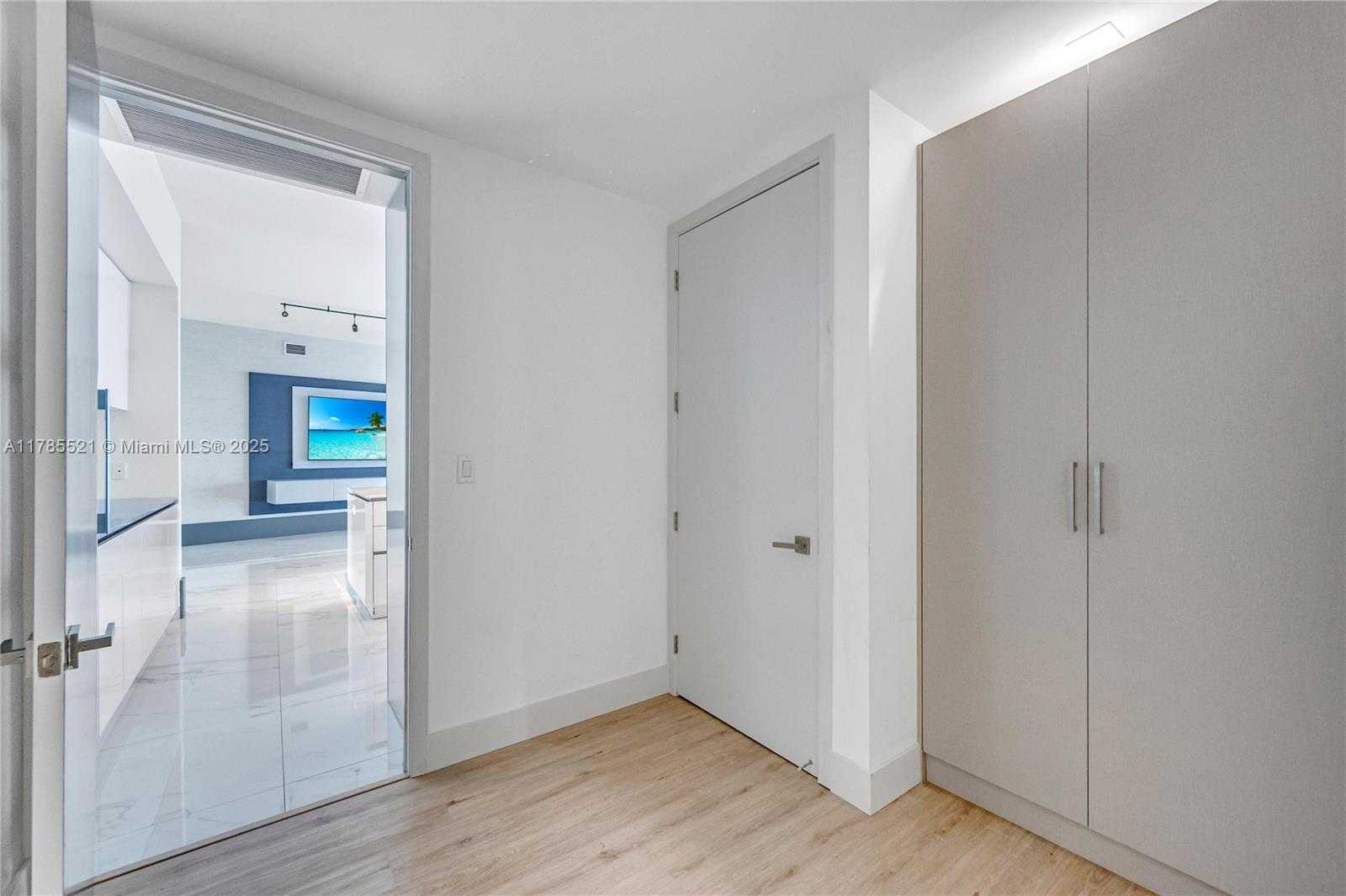 Small Image of 5000 ISLAND ESTATES DR #1208, Aventura Number 50