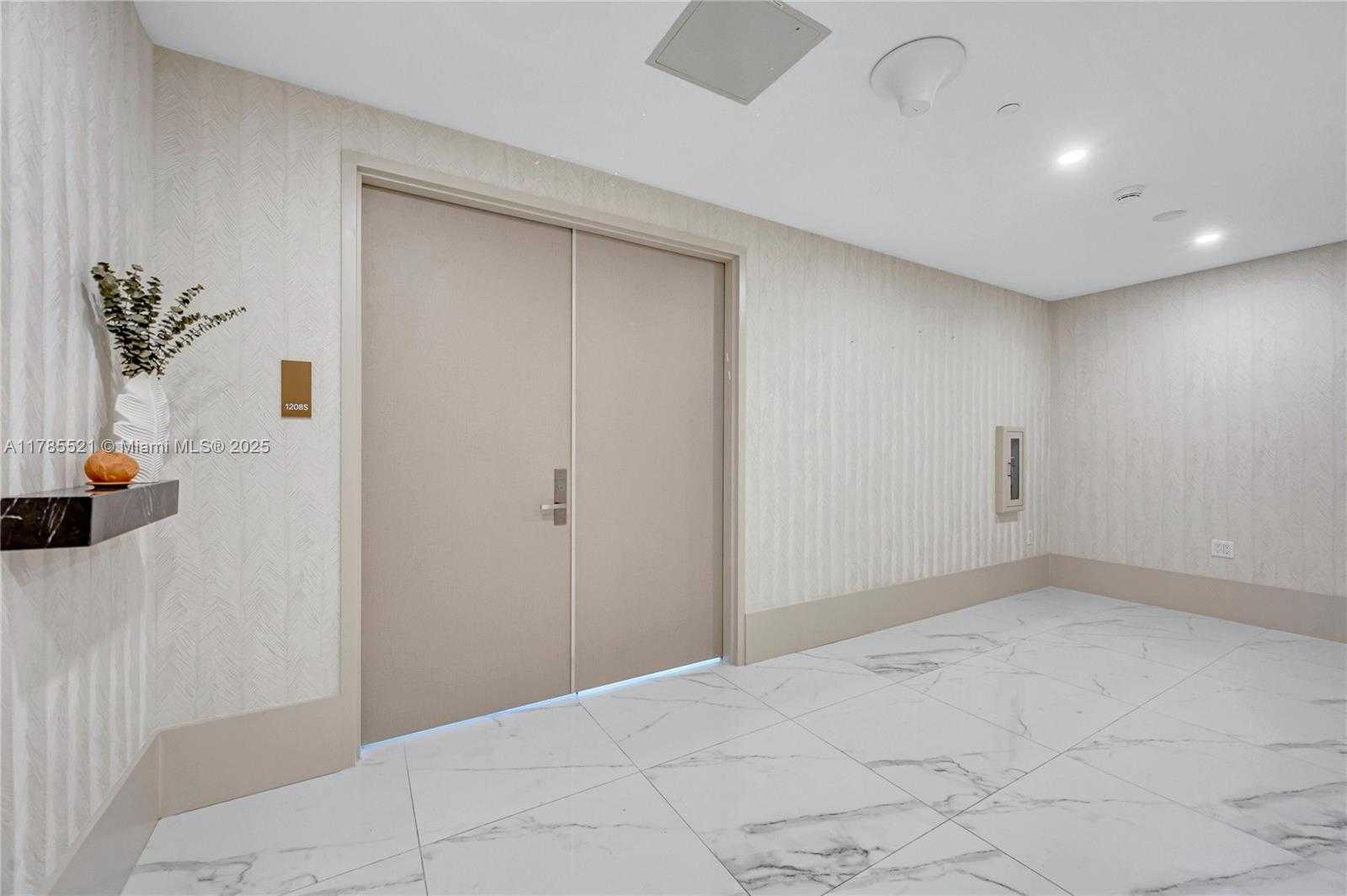 Small Image of 5000 ISLAND ESTATES DR #1208, Aventura Number 53