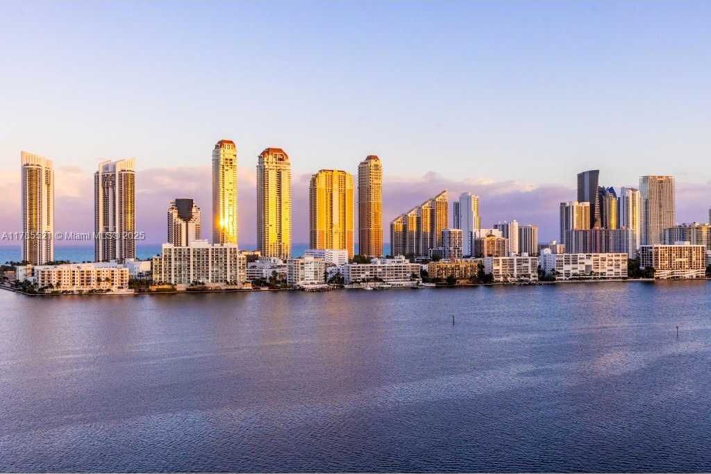 Small Image of 5000 ISLAND ESTATES DR #1208, Aventura Number 7