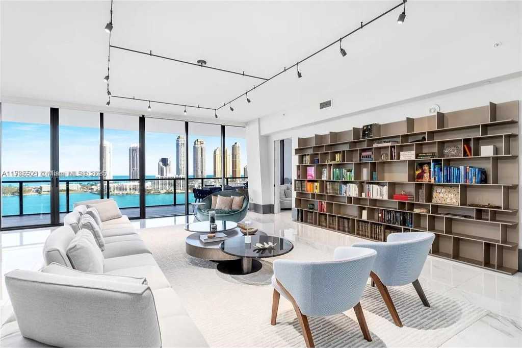 Small Image of 5000 ISLAND ESTATES DR #1208, Aventura Number 8