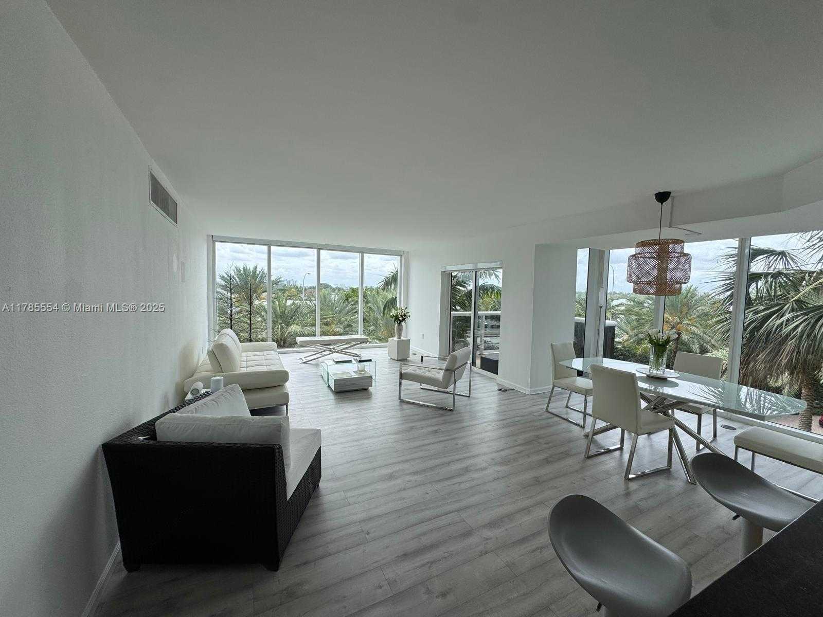 Small Image of 10275 #431, Bal Harbour Number 3