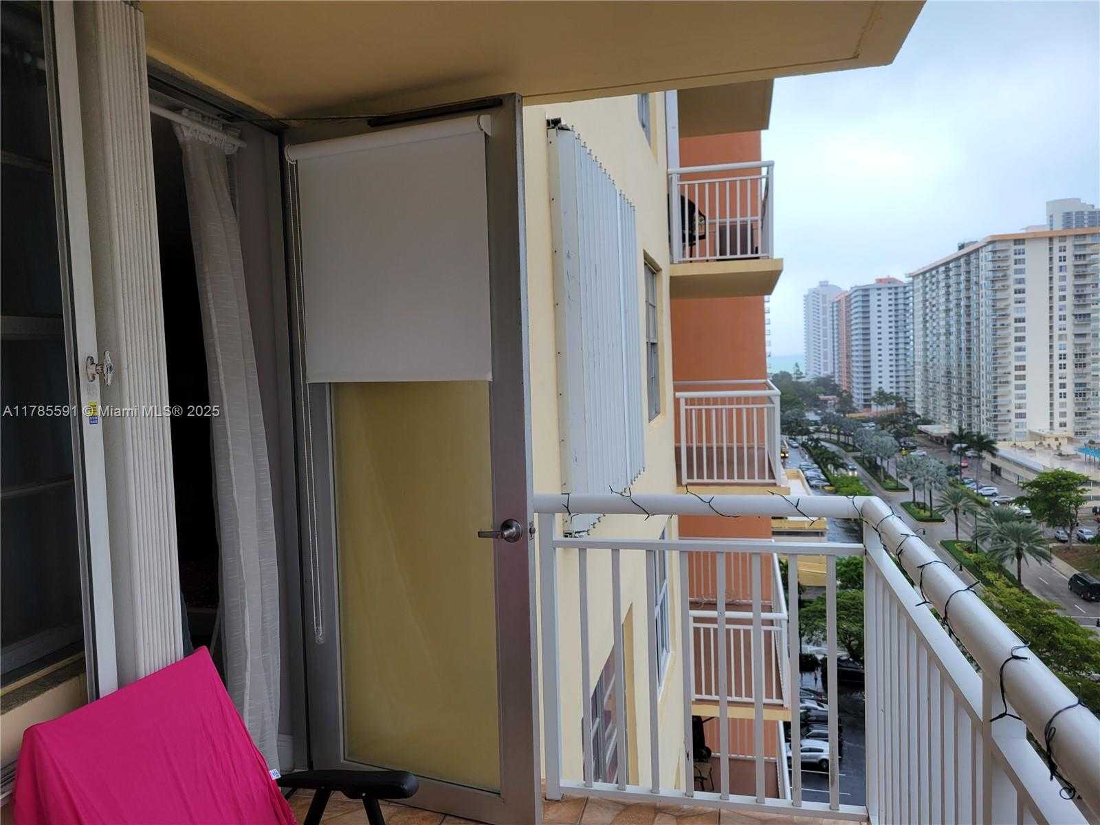 Small Image of 251 174TH ST #1208, Sunny Isles Beach Number 11