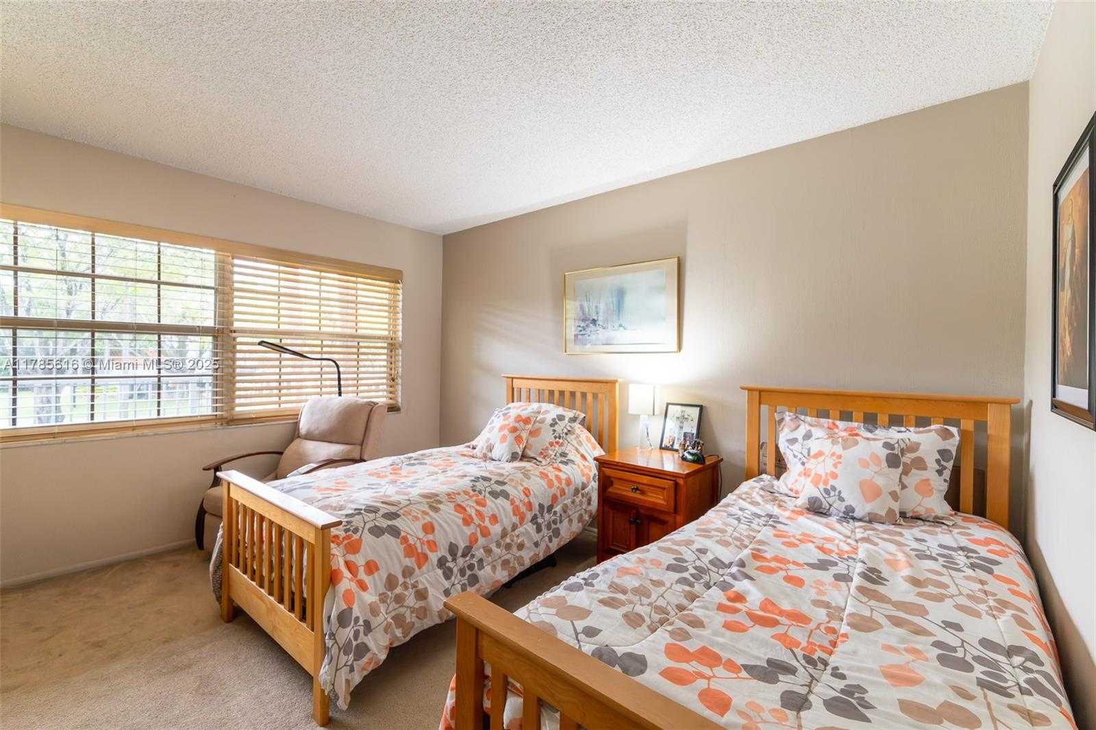 Small Image of 4221 WEST PALM AIRE DR #203, Pompano Beach Number 29