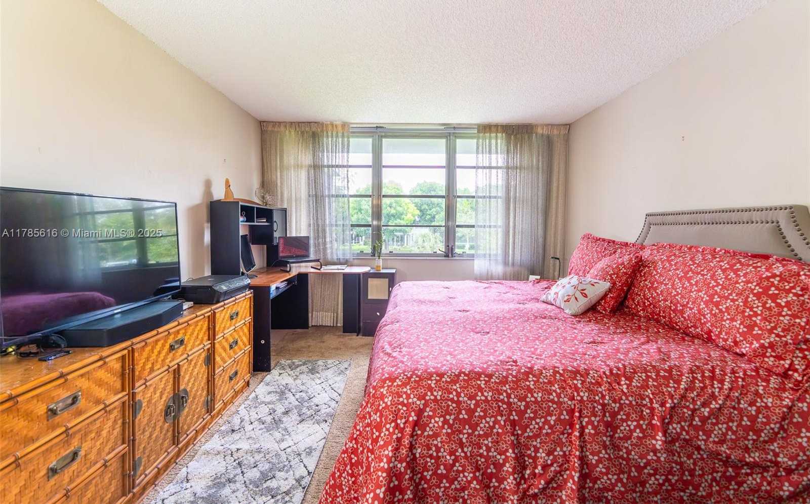 Small Image of 4221 WEST PALM AIRE DR #203, Pompano Beach Number 32