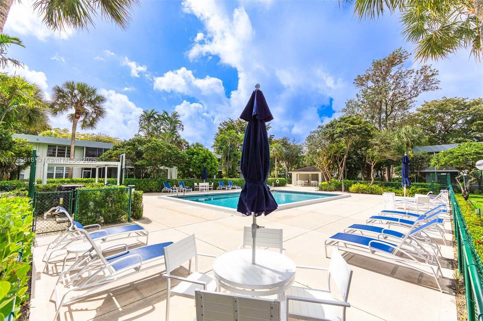 Small Image of 4221 WEST PALM AIRE DR #203, Pompano Beach Number 35