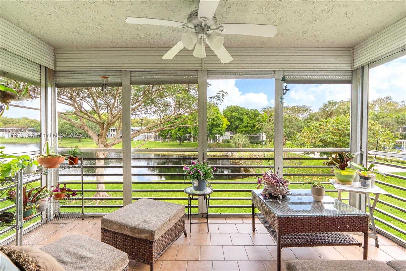 Small Image of 4221 WEST PALM AIRE DR #203, Pompano Beach Number 5