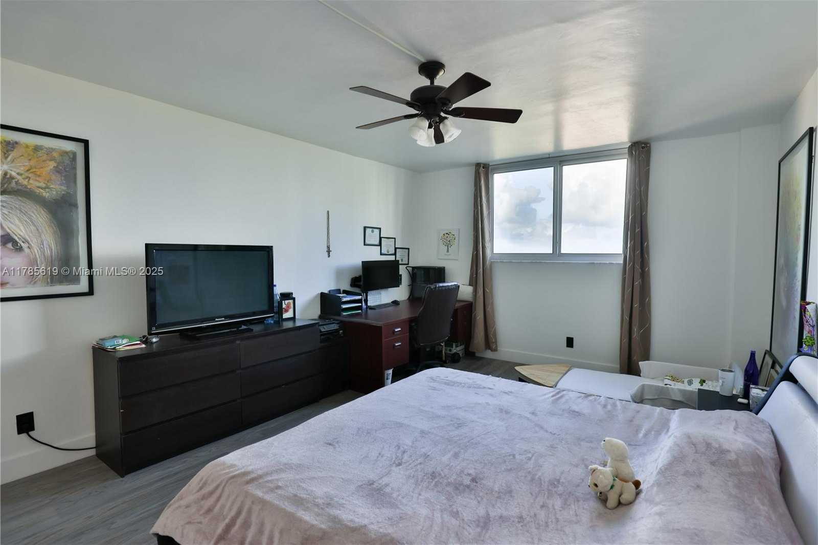 Small Image of 19380 COLLINS AVE #726, Sunny Isles Beach Number 22