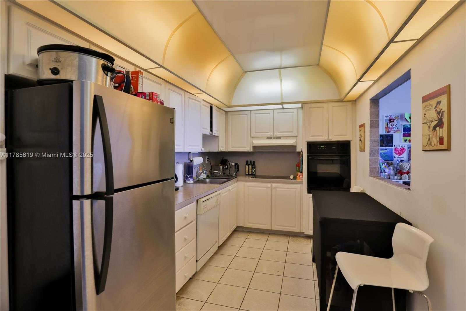 Small Image of 19380 COLLINS AVE #726, Sunny Isles Beach Number 8