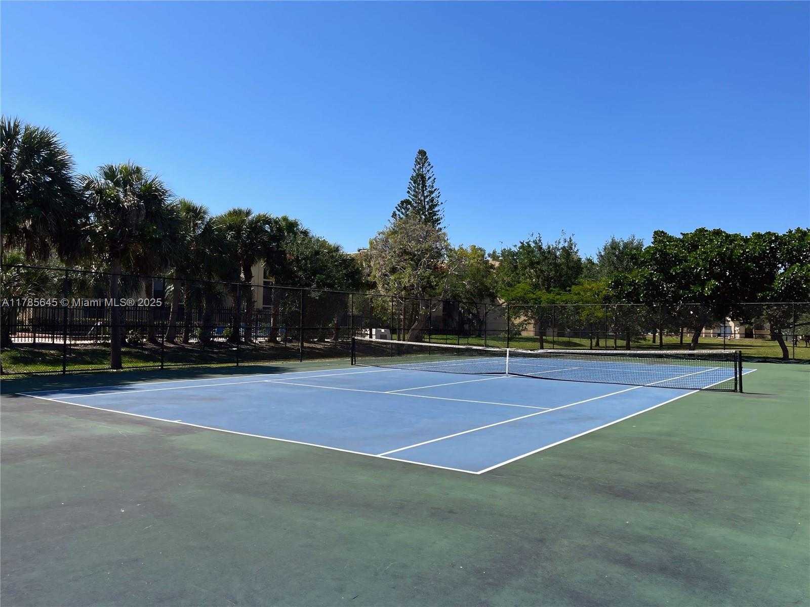 Small Image of 2091 Coral Ridge Dr, Coral Springs, FL 33071, USA Number 17