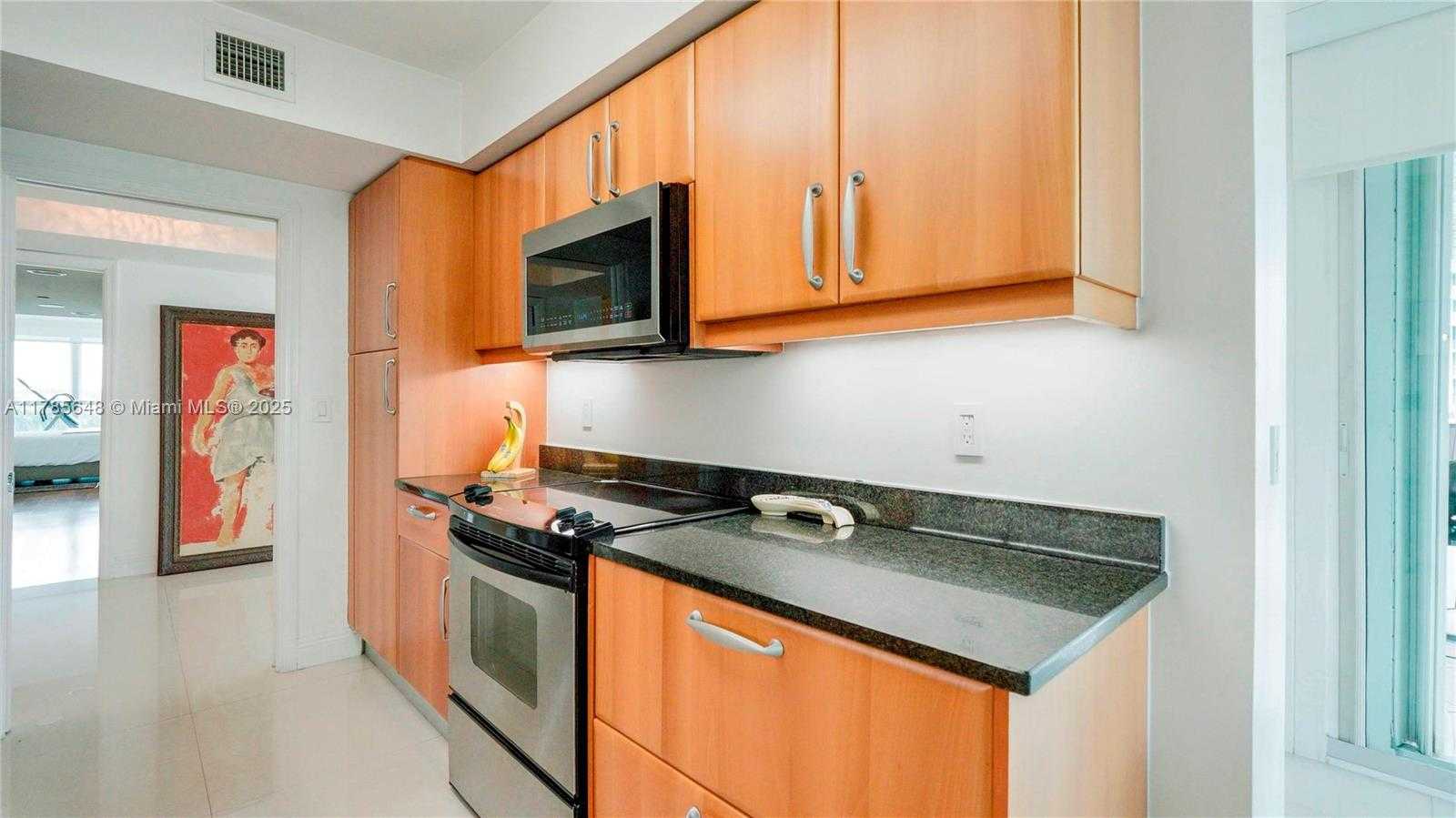 Small Image of 16500 COLLINS AVE #656, Sunny Isles Beach Number 11