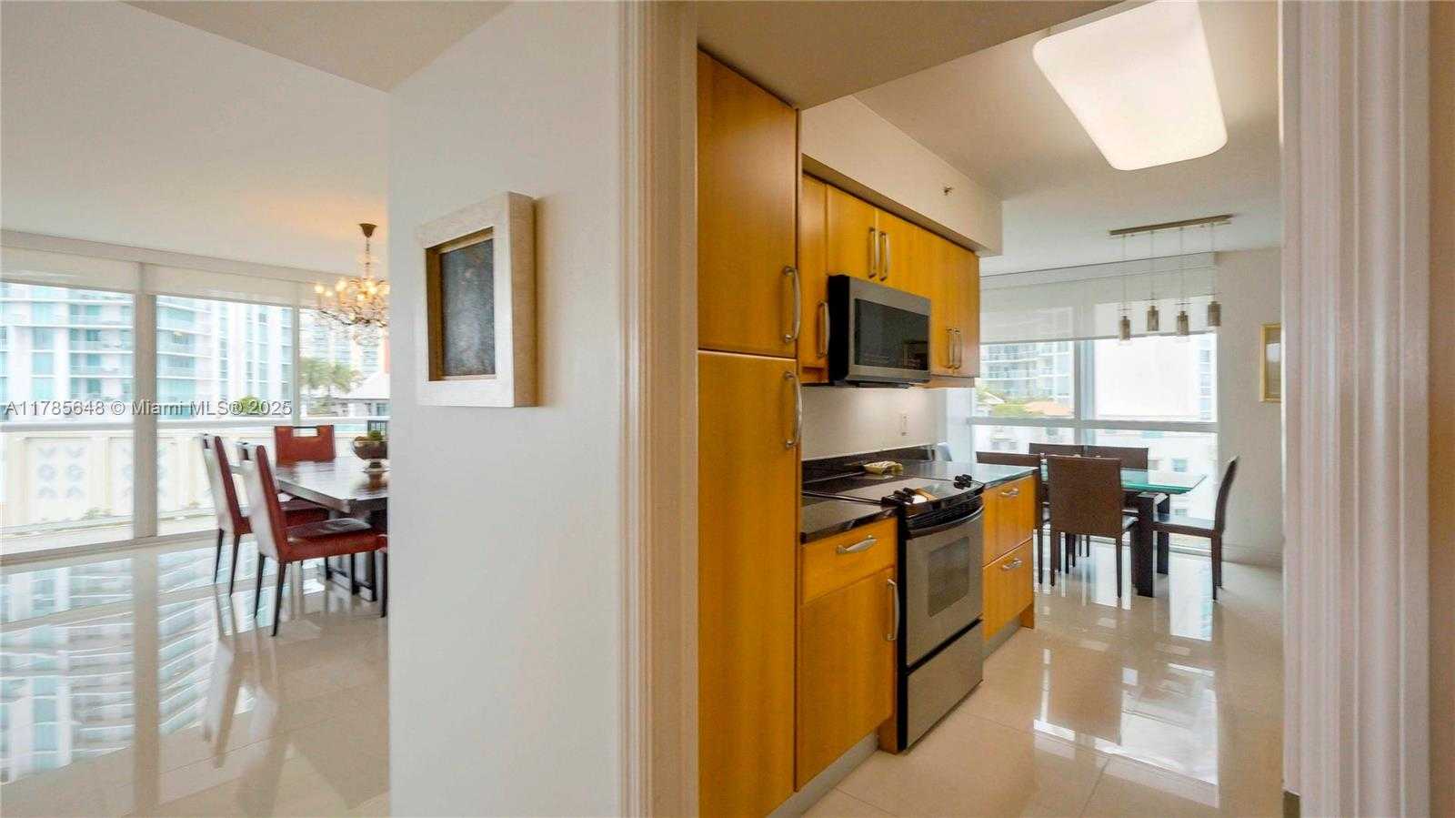 Small Image of 16500 COLLINS AVE #656, Sunny Isles Beach Number 14
