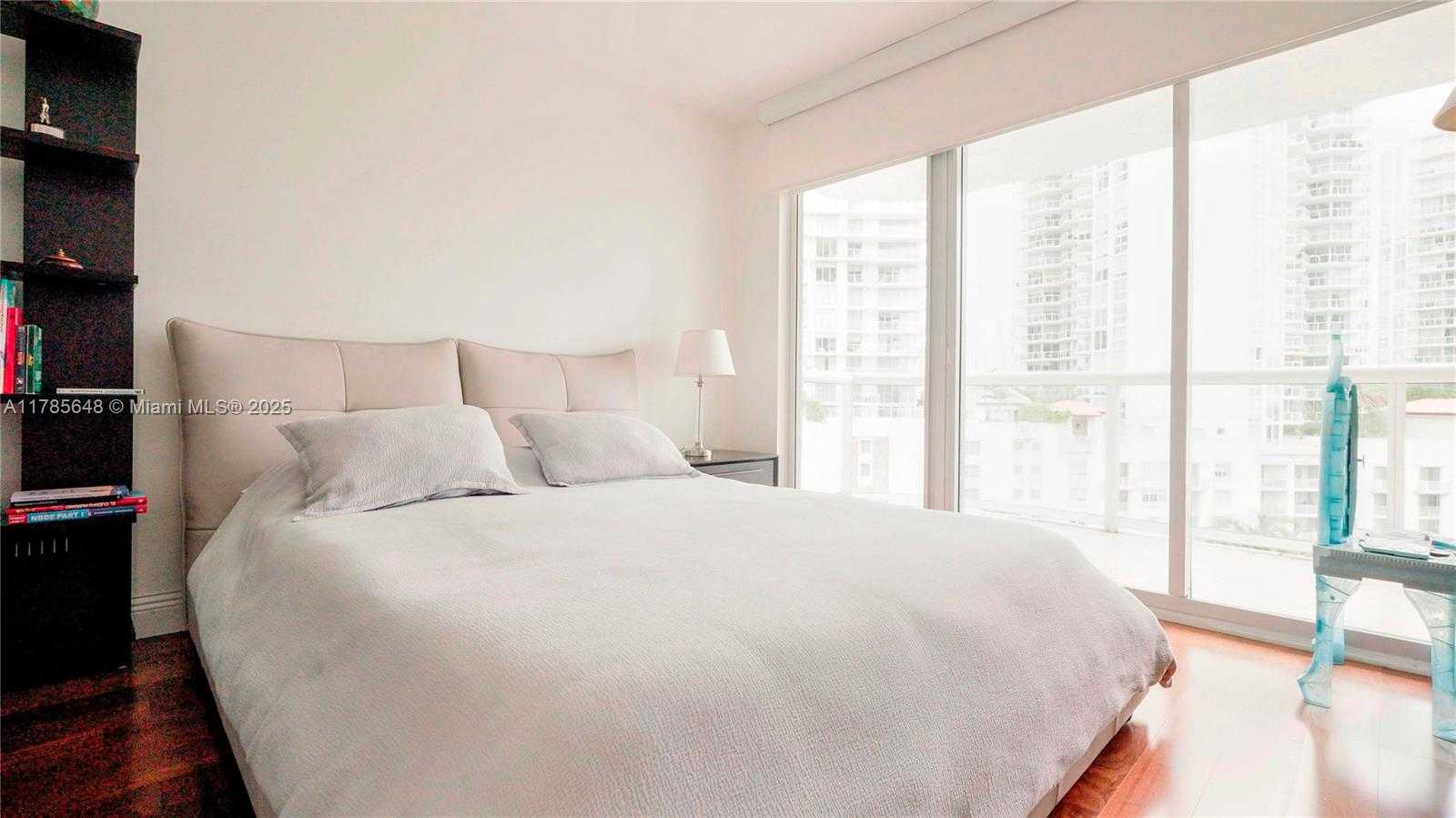 Small Image of 16500 COLLINS AVE #656, Sunny Isles Beach Number 20