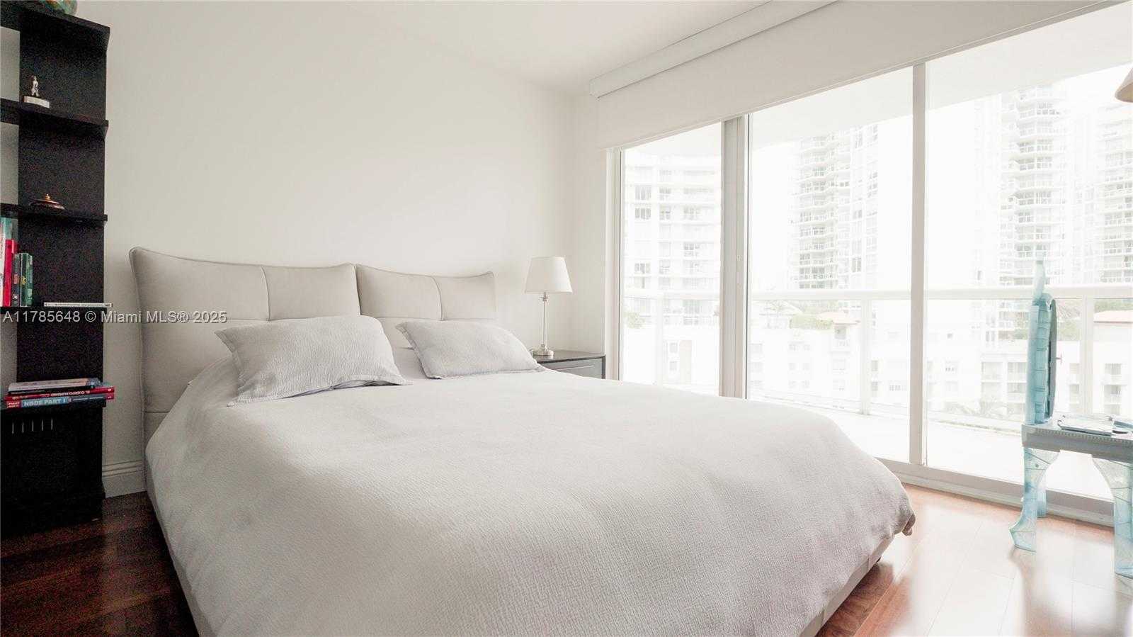 Small Image of 16500 COLLINS AVE #656, Sunny Isles Beach Number 23