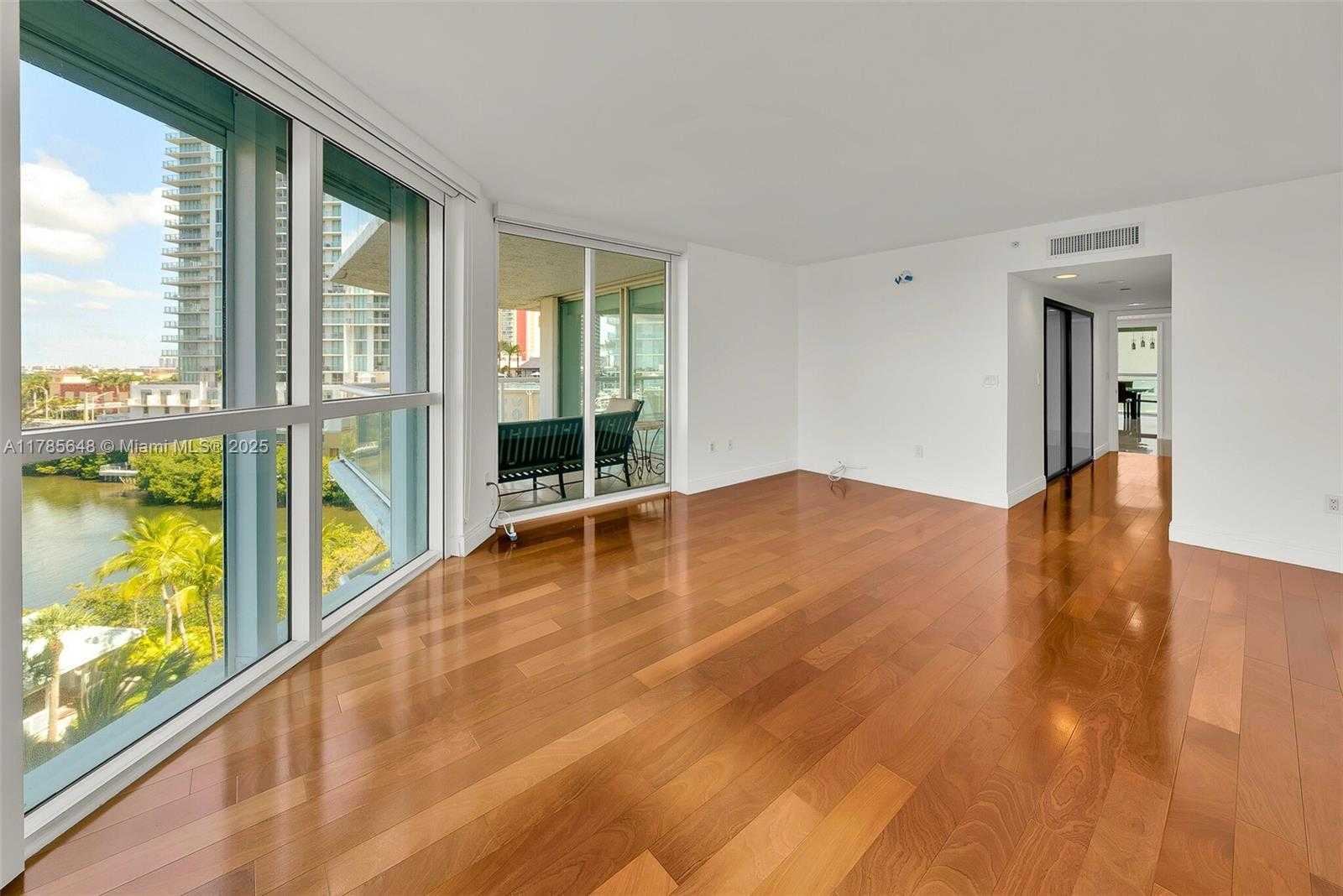 Small Image of 16500 COLLINS AVE #656, Sunny Isles Beach Number 32
