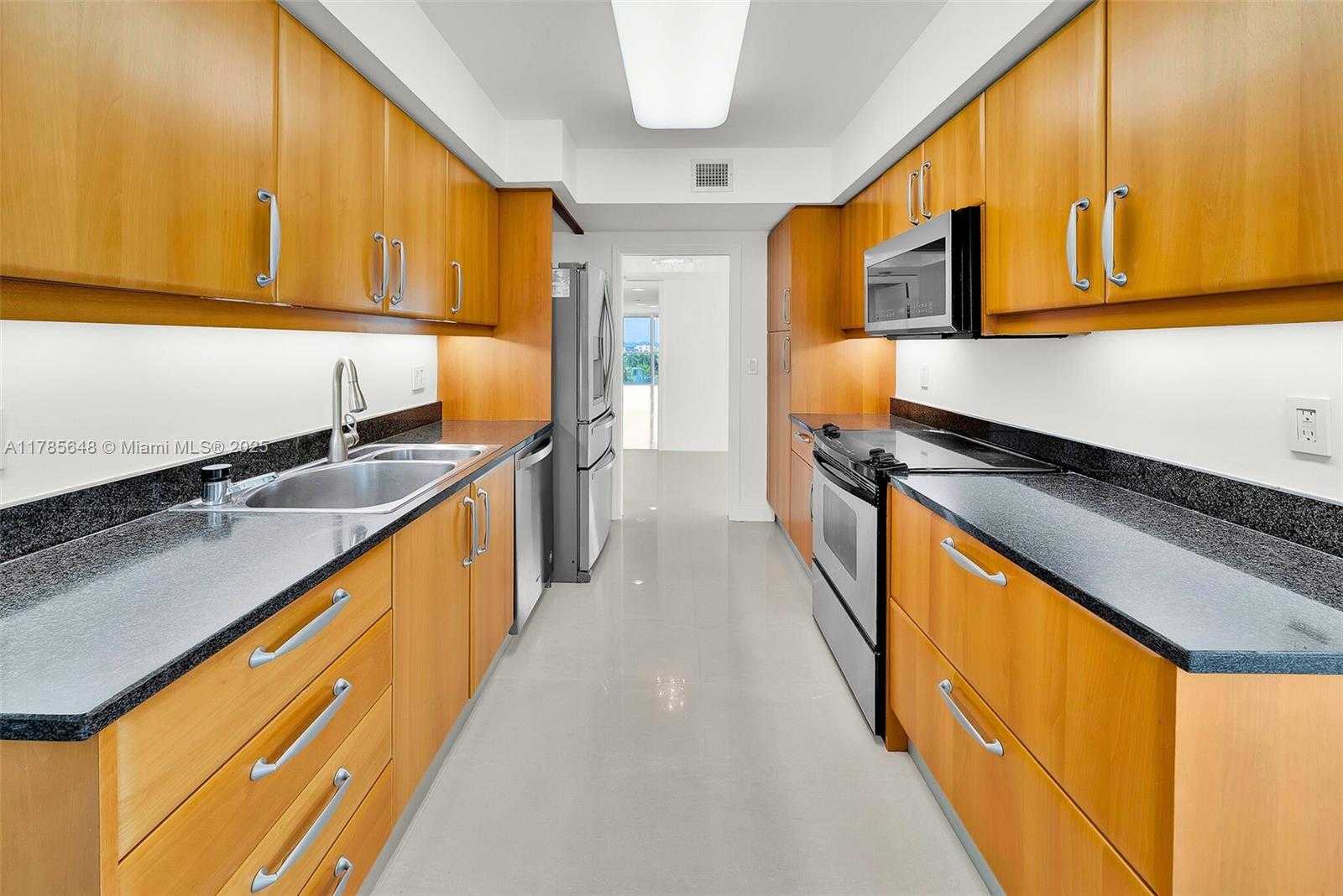 Small Image of 16500 COLLINS AVE #656, Sunny Isles Beach Number 38