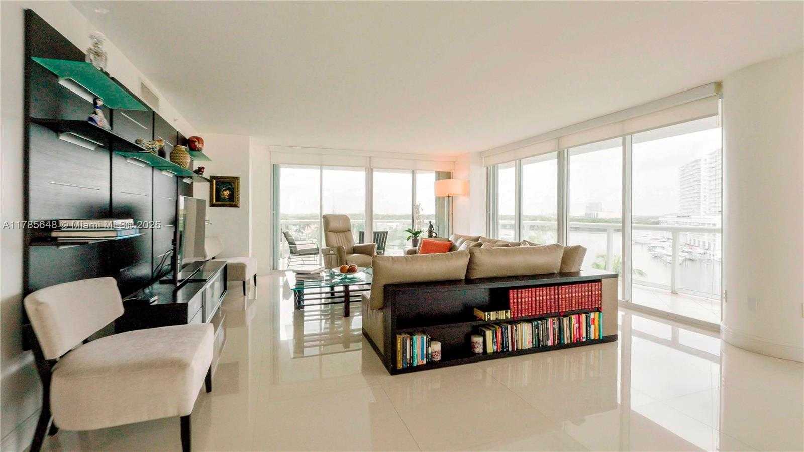 Small Image of 16500 COLLINS AVE #656, Sunny Isles Beach Number 4