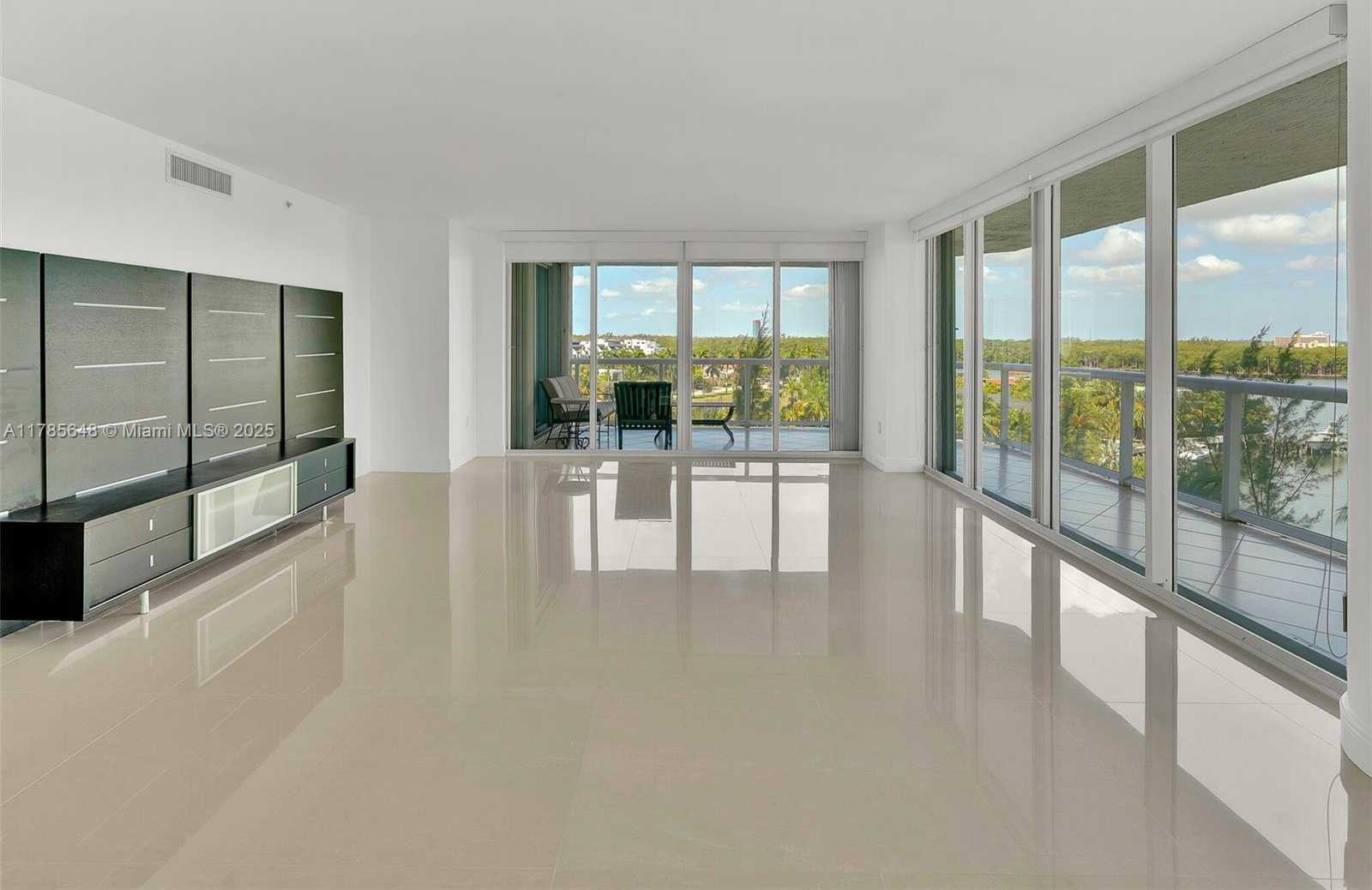 Small Image of 16500 COLLINS AVE #656, Sunny Isles Beach Number 42