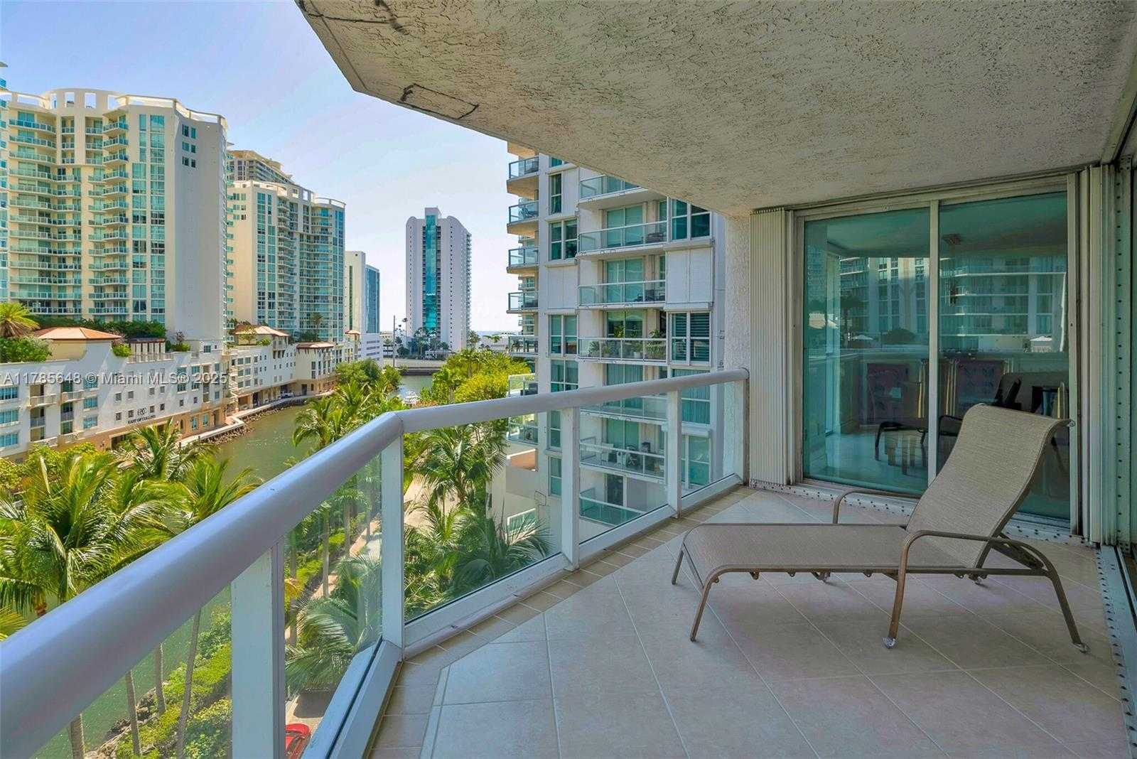Small Image of 16500 COLLINS AVE #656, Sunny Isles Beach Number 48