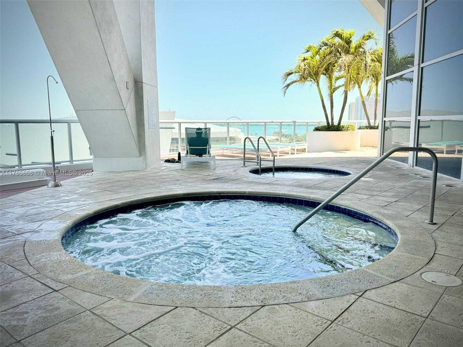 Small Image of 888 BISCAYNE BLVD #1009, Miami Number 14