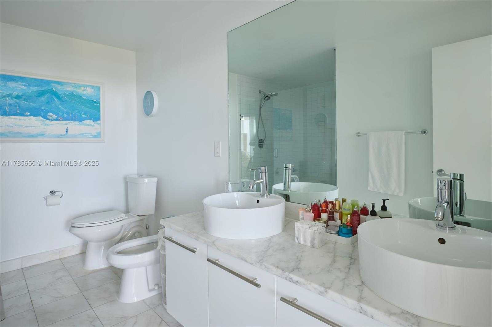 Small Image of 888 BISCAYNE BLVD #1009, Miami Number 9