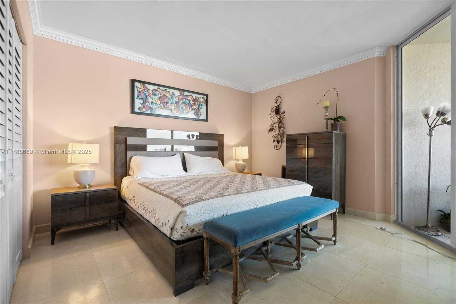 Small Image of 17555 COLLINS AVE #2703, Sunny Isles Beach Number 21
