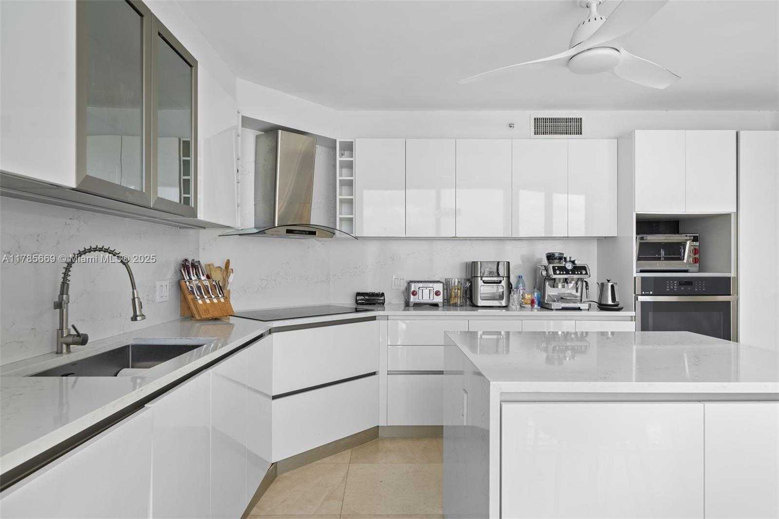 Small Image of 17555 COLLINS AVE #2703, Sunny Isles Beach Number 29
