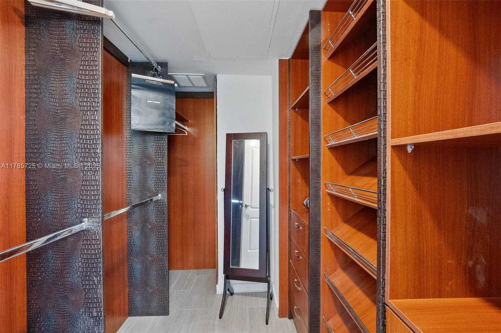 Small Image of 3001 SOUTH OCEAN DR #1407, Hollywood Number 16
