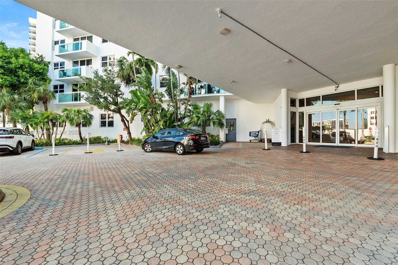 Small Image of 3001 SOUTH OCEAN DR #1407, Hollywood Number 22