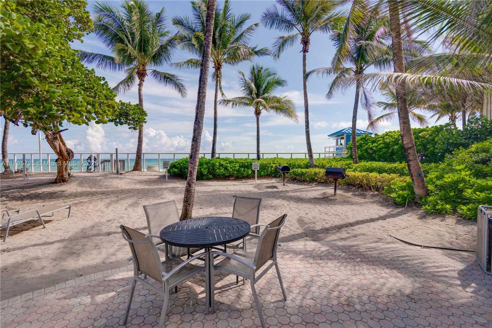Small Image of 3001 SOUTH OCEAN DR #1407, Hollywood Number 25