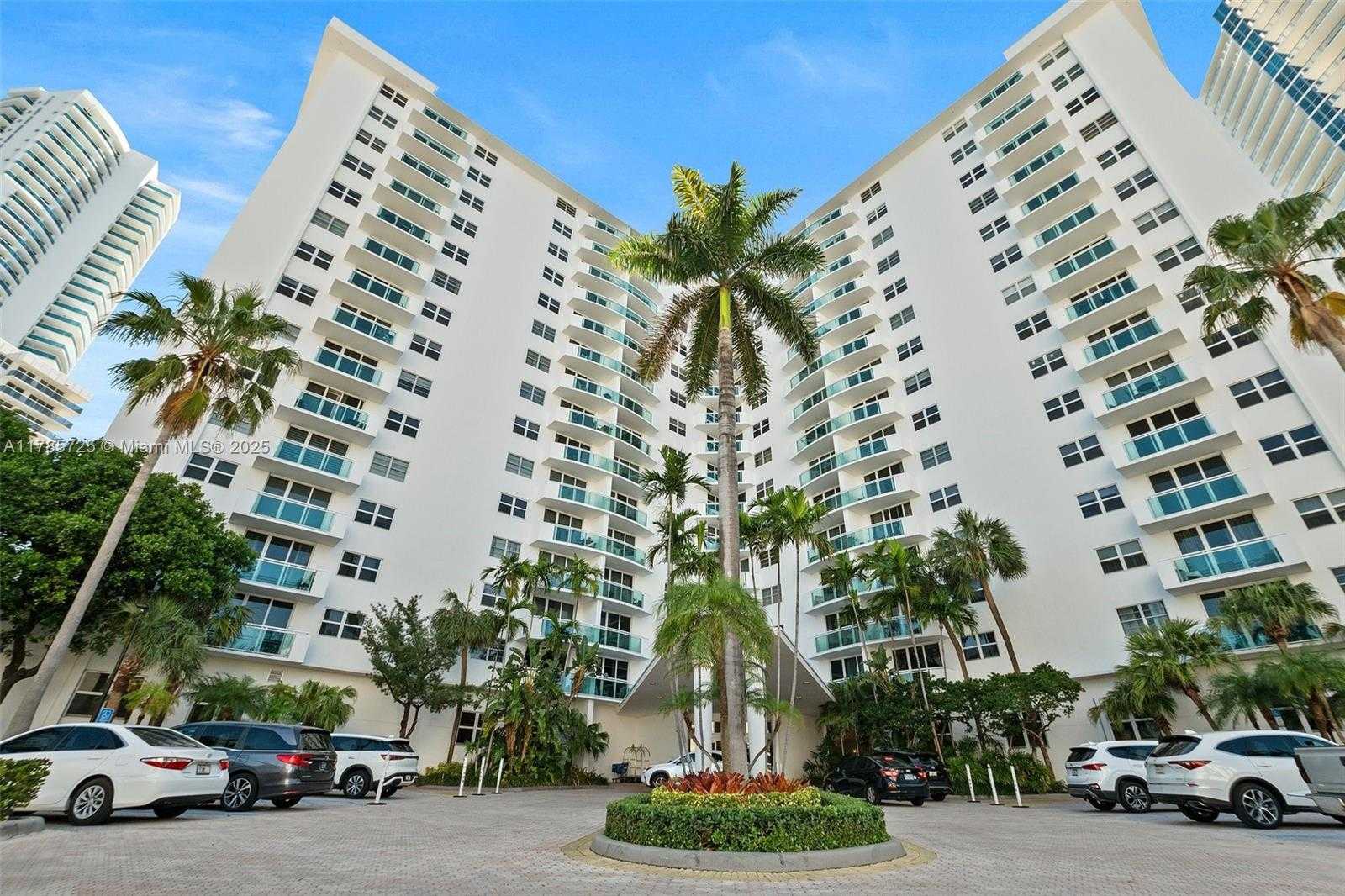 Small Image of 3001 SOUTH OCEAN DR #1407, Hollywood Number 34