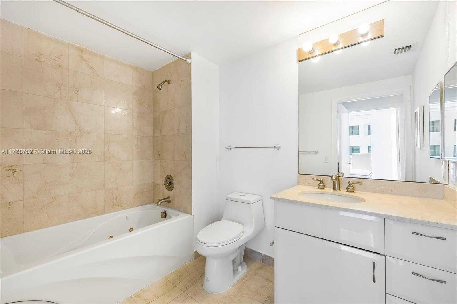 Small Image of 6365 COLLINS AVE #805, Miami Beach Number 14