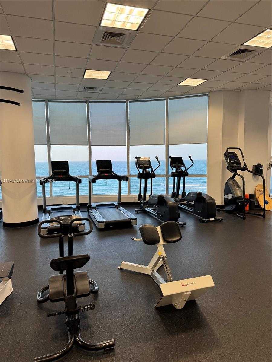 Small Image of 6365 COLLINS AVE #805, Miami Beach Number 21