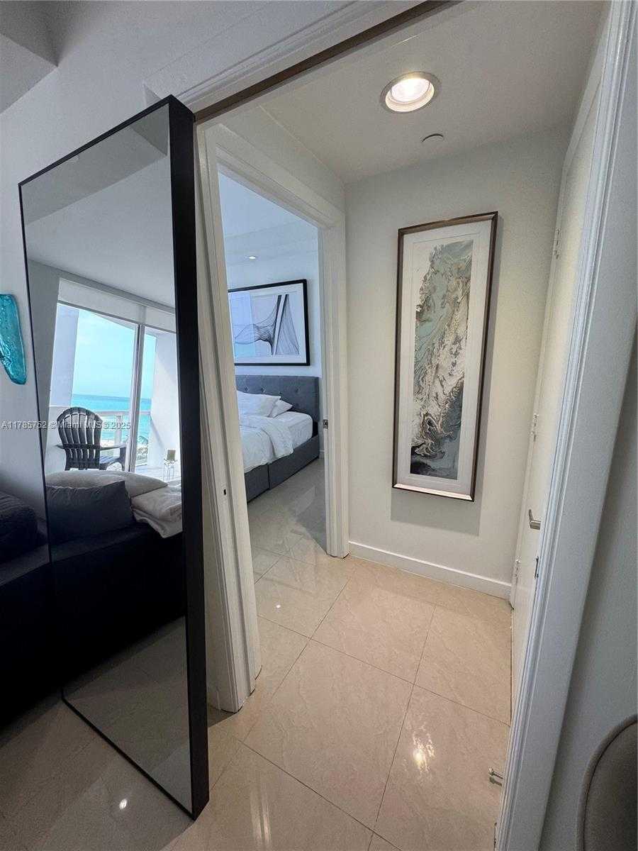 Small Image of 6365 COLLINS AVE #805, Miami Beach Number 6
