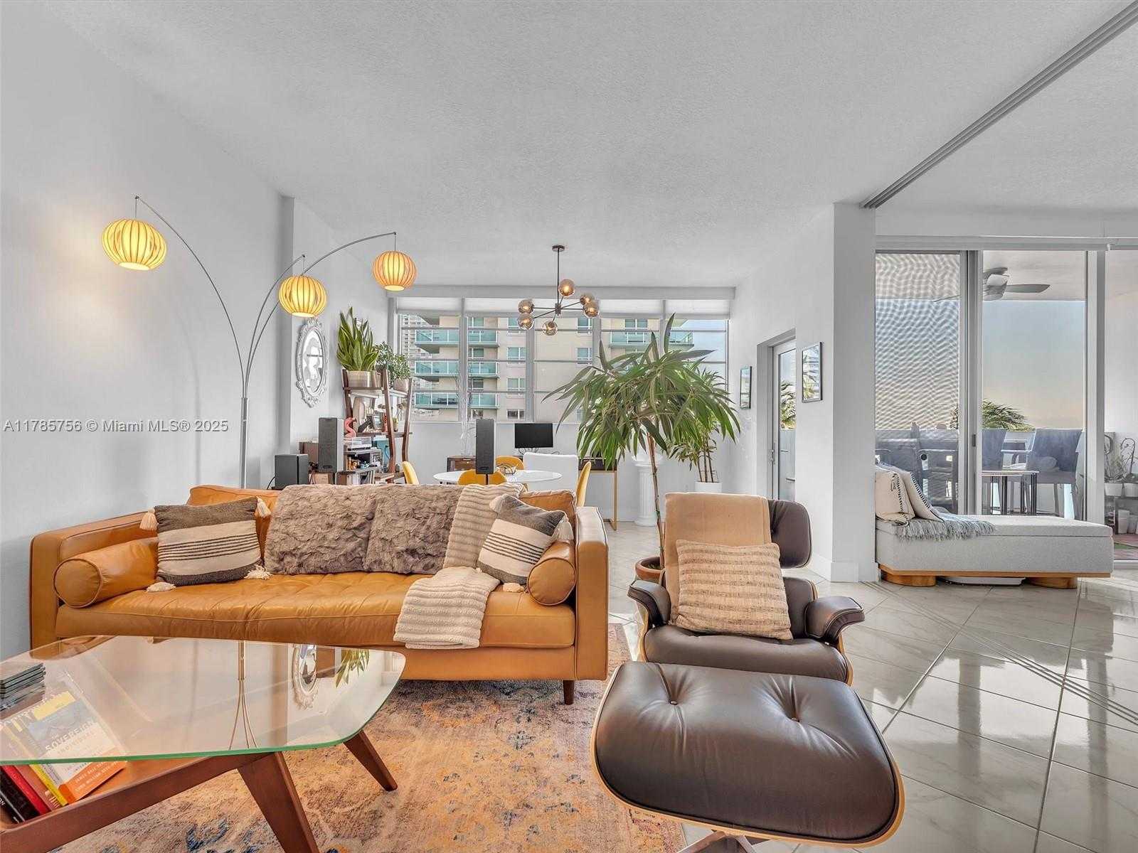 Small Image of 800 WEST AVE #PH06, Miami Beach Number 7