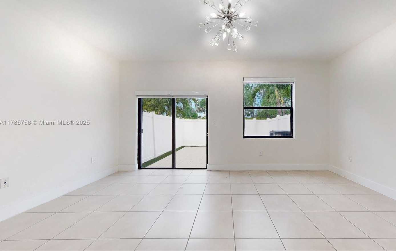 Small Image of 9231 WEST 32ND LN, Hialeah Number 13