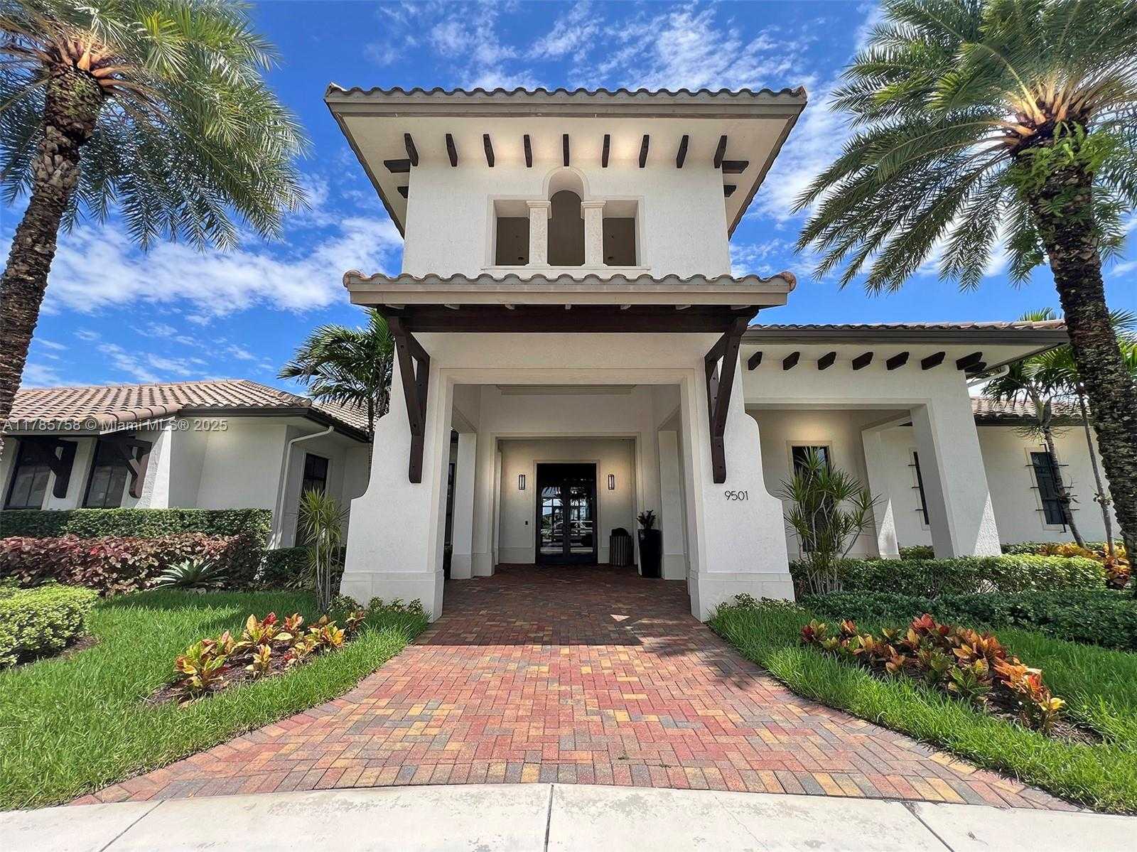 Small Image of 9231 WEST 32ND LN, Hialeah Number 73