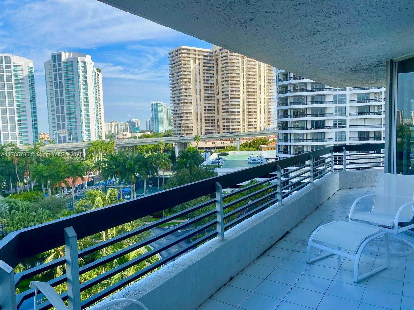 Small Image of 19101 NORTH EAST 36TH CT #807, Aventura Number 16