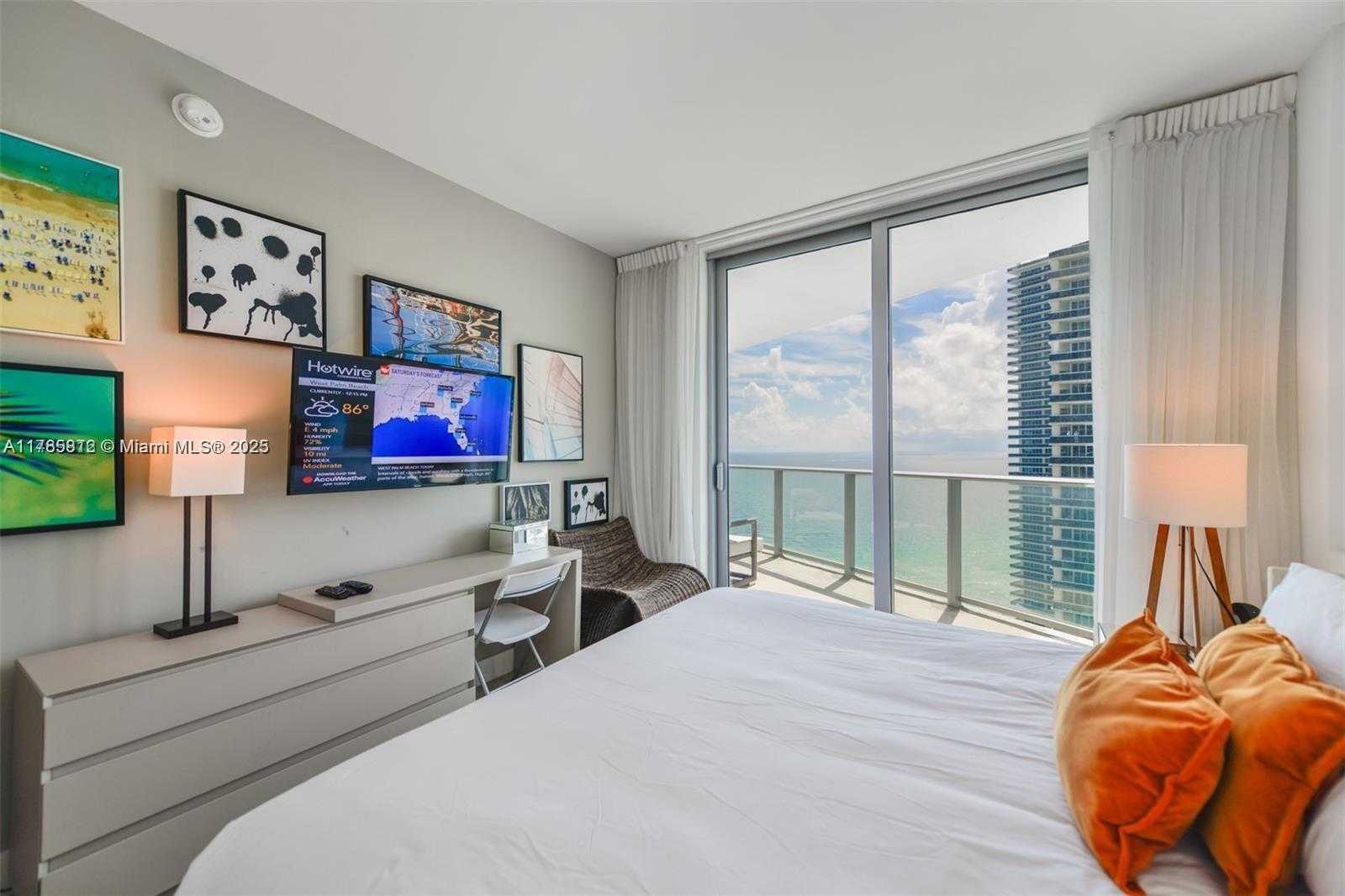 Small Image of 4111 SOUTH OCEAN DR #2711, Hollywood Number 9