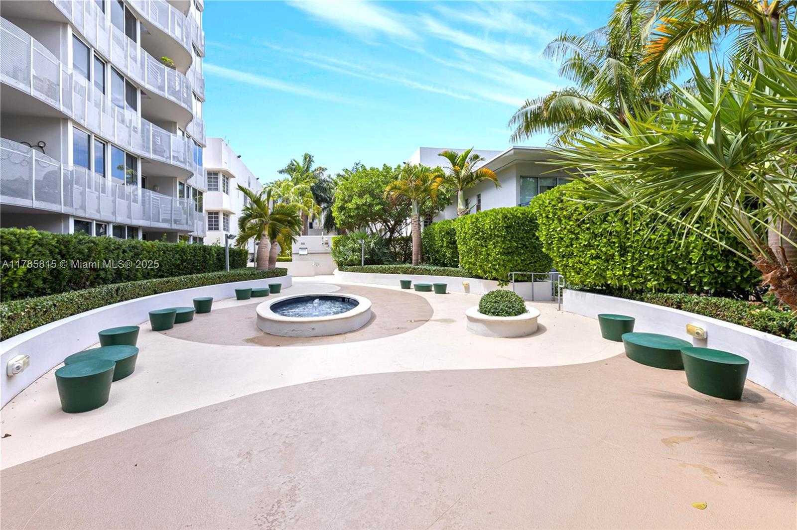 Small Image of 2155 WASHINGTON CT #207, Miami Beach Number 19
