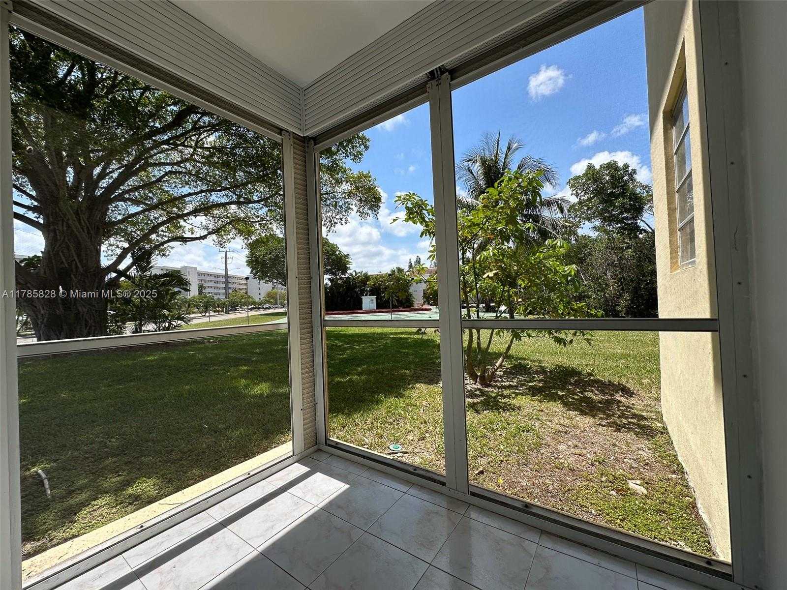 Small Image of 2929 POINT EAST DR #A101, Aventura Number 13