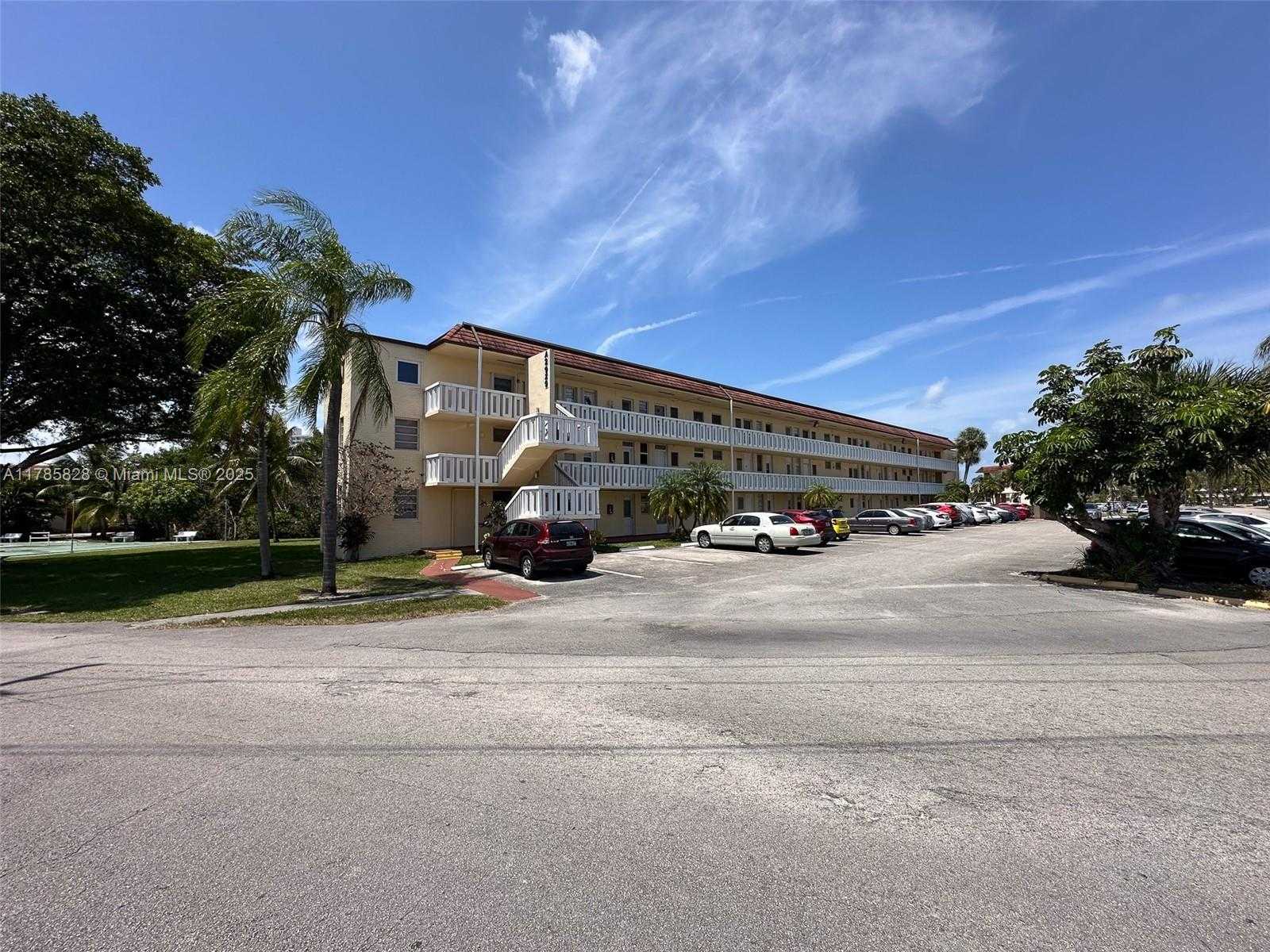Small Image of 2929 POINT EAST DR #A101, Aventura Number 20