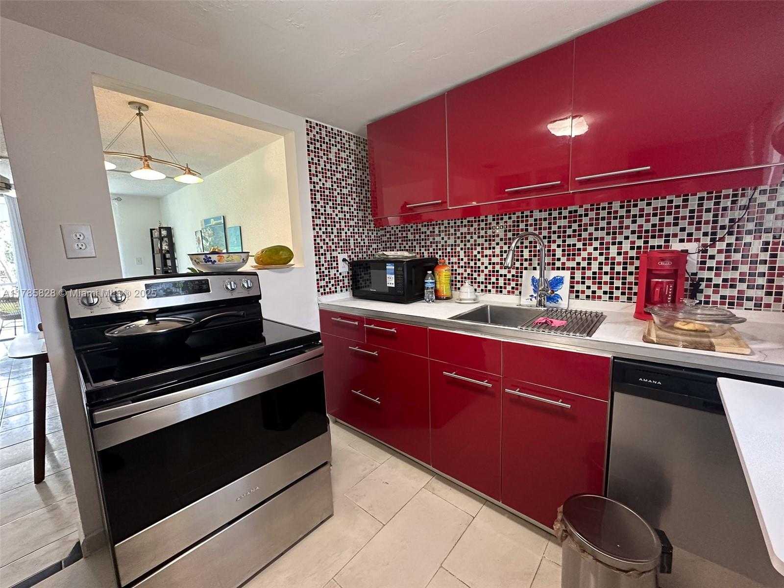 Small Image of 2929 POINT EAST DR #A101, Aventura Number 6