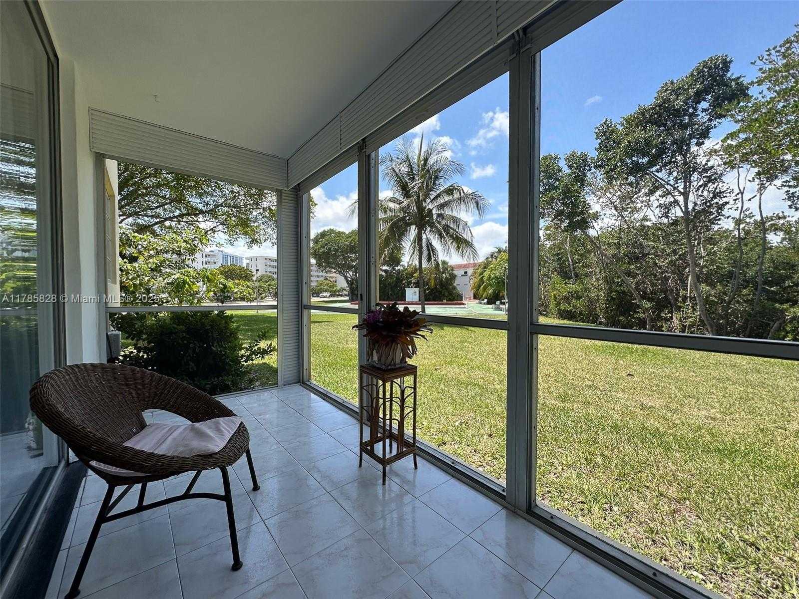 Small Image of 2929 POINT EAST DR #A101, Aventura Number 9