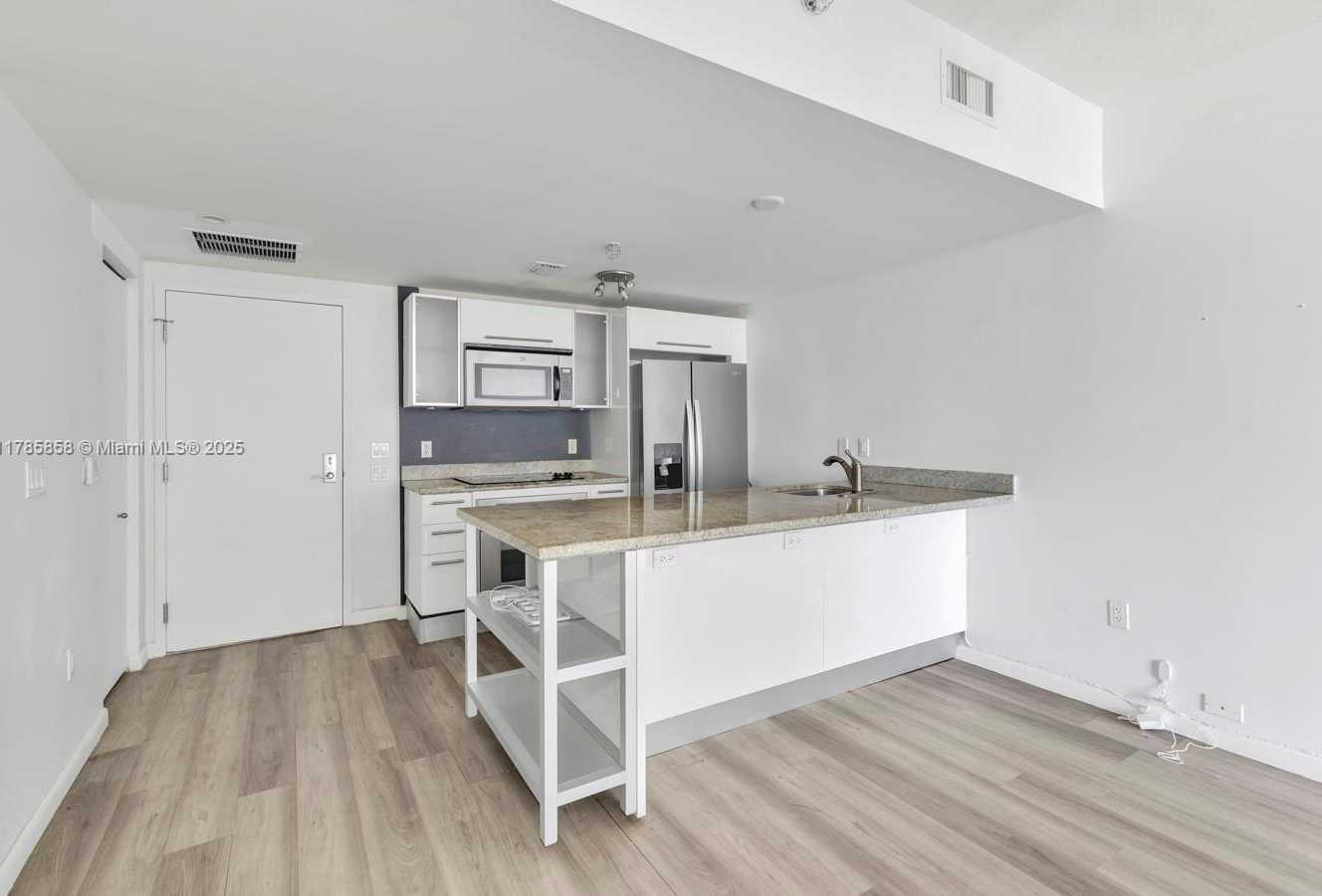 Small Image of 185 SOUTH WEST 7 ST #1508, Miami Number 5