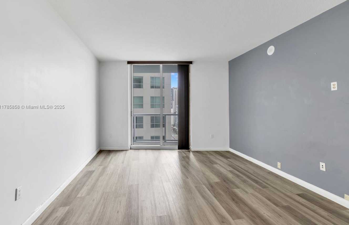 Small Image of 185 SOUTH WEST 7 ST #1508, Miami Number 8