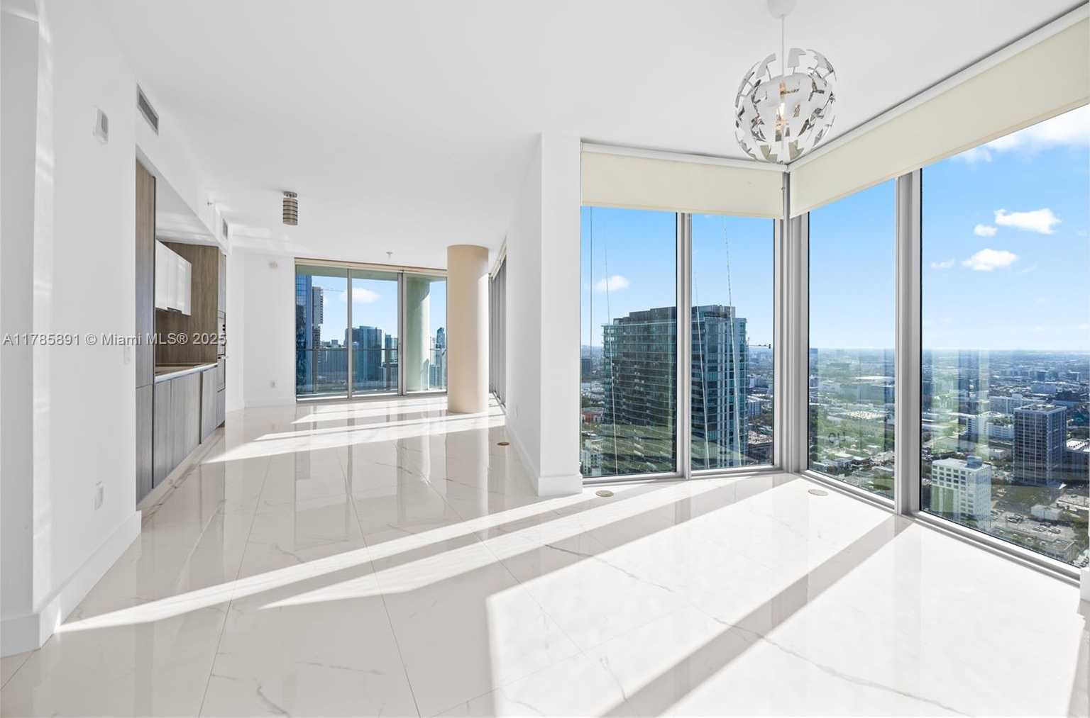 Small Image of 2900 NORTH EAST 7TH AVE #4009, Miami Number 16