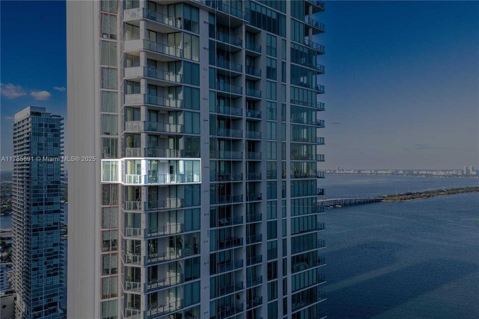 Small Image of 2900 NORTH EAST 7TH AVE #4009, Miami Number 21