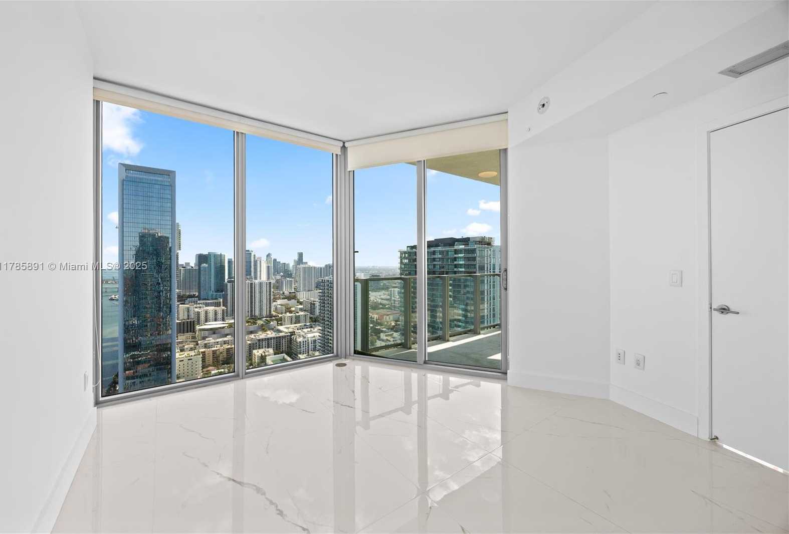 Small Image of 2900 NORTH EAST 7TH AVE #4009, Miami Number 8