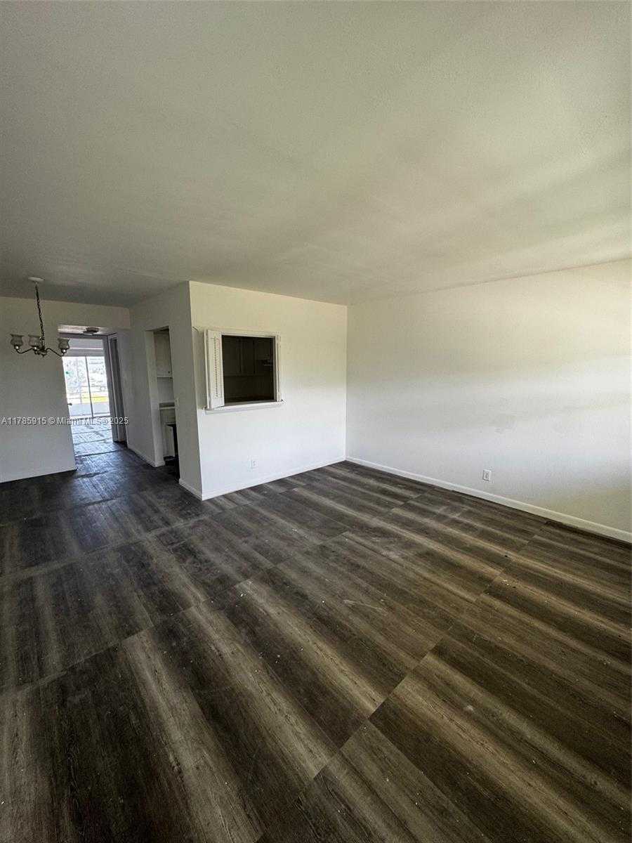 Small Image of 42 SHEFFIELD B #B, West Palm Beach Number 1