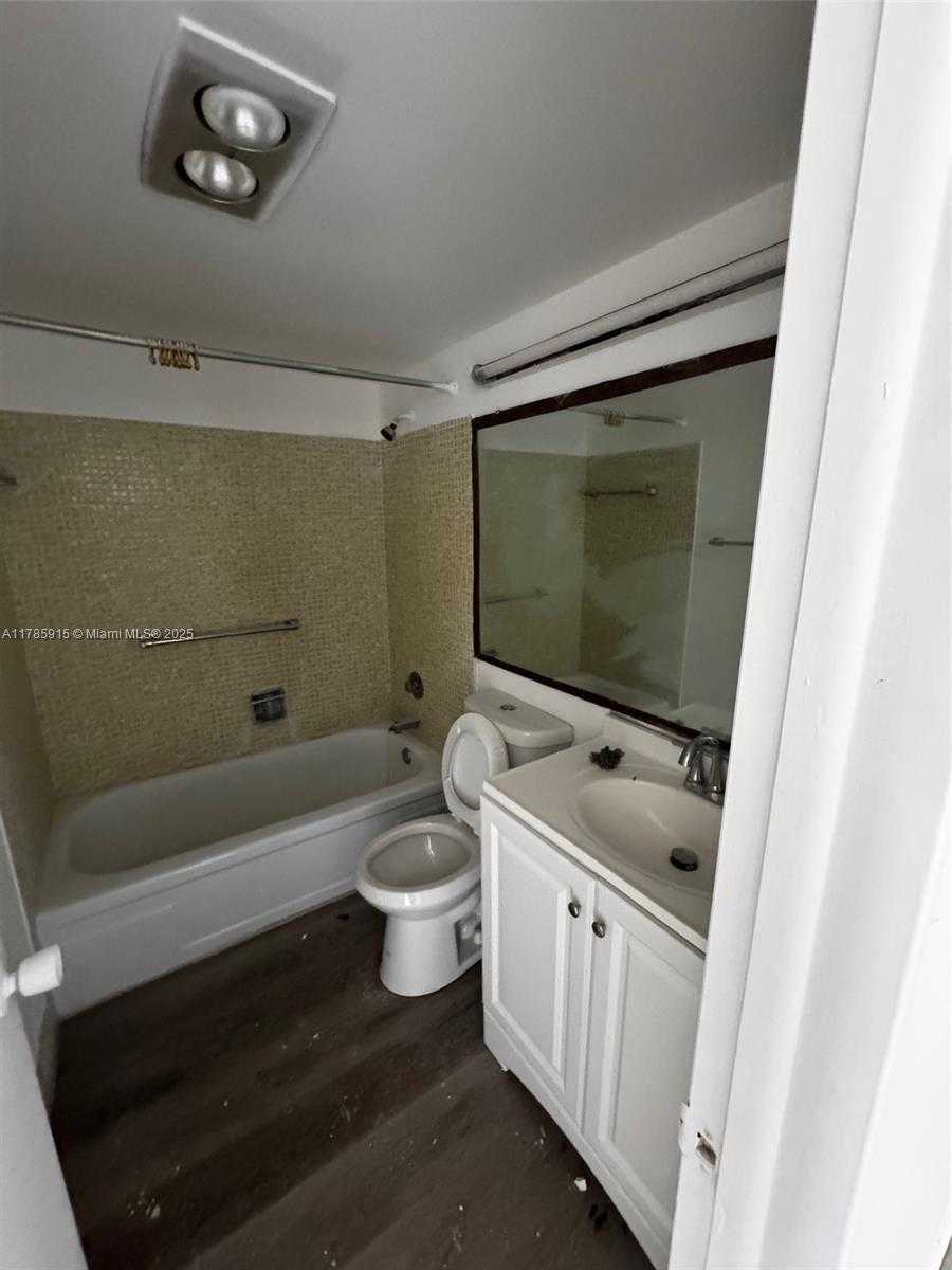 Small Image of 42 SHEFFIELD B #B, West Palm Beach Number 5